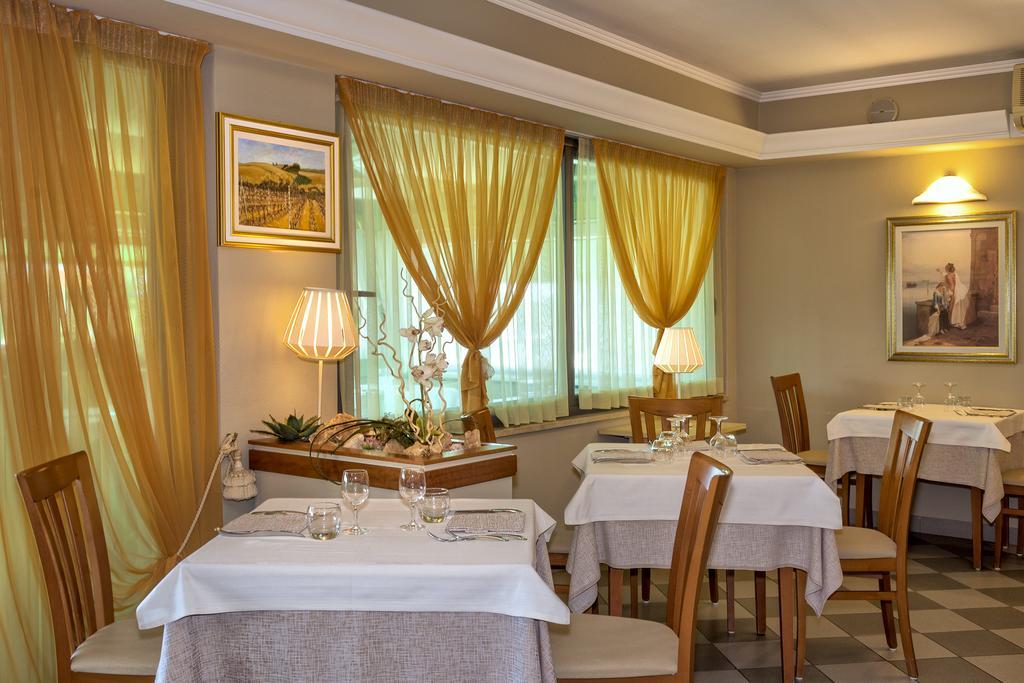 Hotel Siesta Лідо-ді-Камайоре Екстер'єр фото