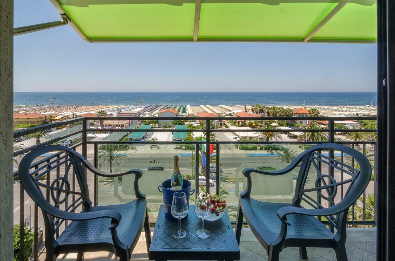 Hotel Siesta Лідо-ді-Камайоре Екстер'єр фото